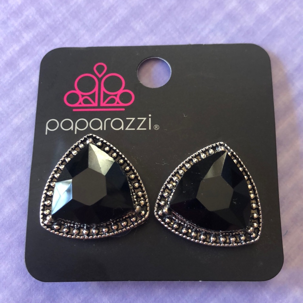 3/$12 paparazzi black triangle clip on earrings